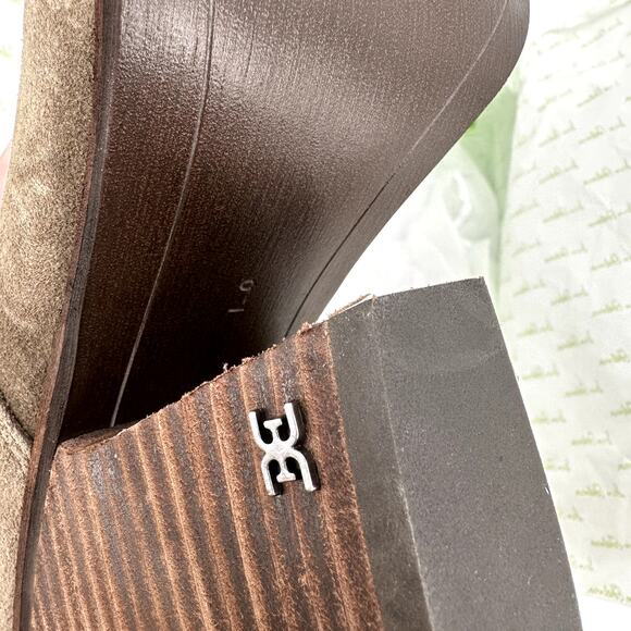 SAM EDELMAN New in Box Alison Western Mule in Desert Olive // 9 - Picture 11 of 12